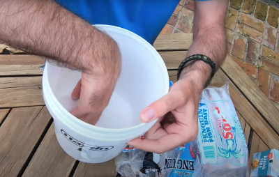 brining bait bucket