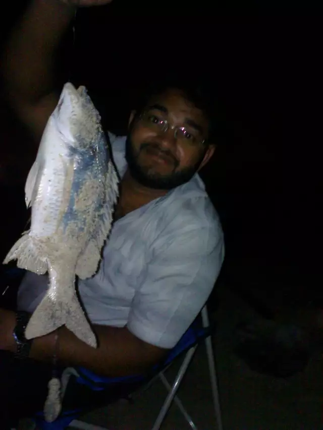 Fishing in Abu Dhabi with FRIENDS