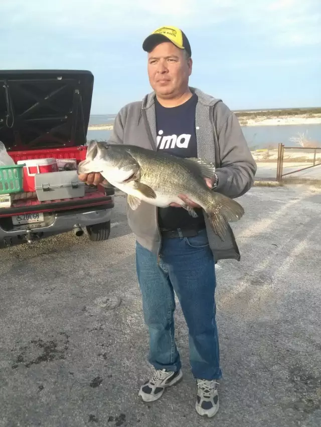 Rio Grande Bass Club Member Rene Meza Big Bass 10.17Lbs.