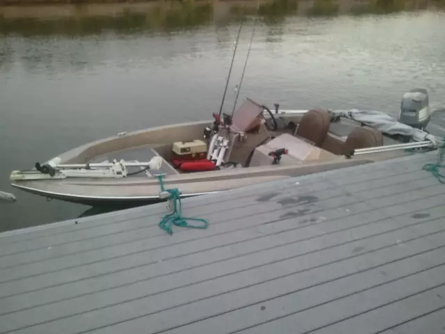 booyah tub....modest but catches fish
