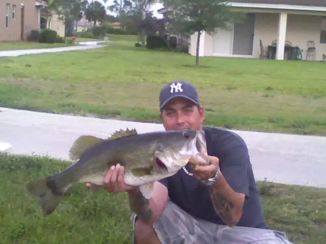 Golf course hog