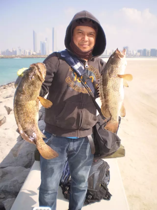 MARINA MALL BREAKWATER FISHING 12DEC2014