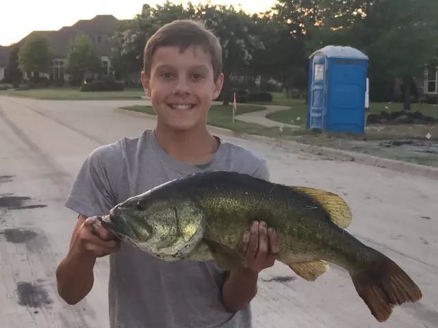 6 pound 10 ounce bass