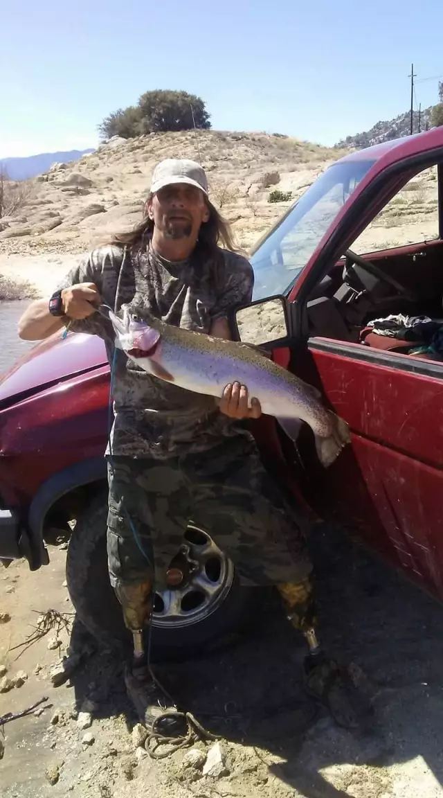 Lake Isabella ca. Nebraska Tail-walker..