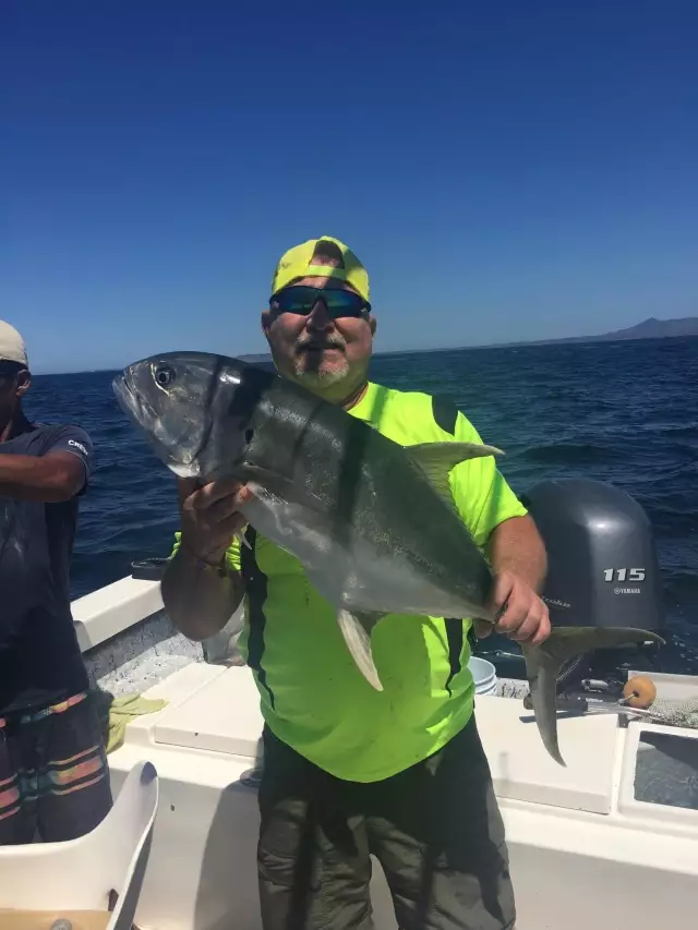 Mexico: 5 jack 40 to 45lbs, 19 bonita...what a day.