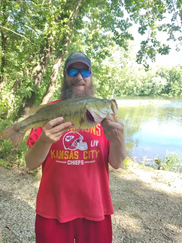 Painted Rock Conservation area Missouri  NPB  5.3 lbs Largemouth